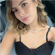 Offro lezioni private a bambini delle scuole elementari e medie, adattandole alle loro esigenze